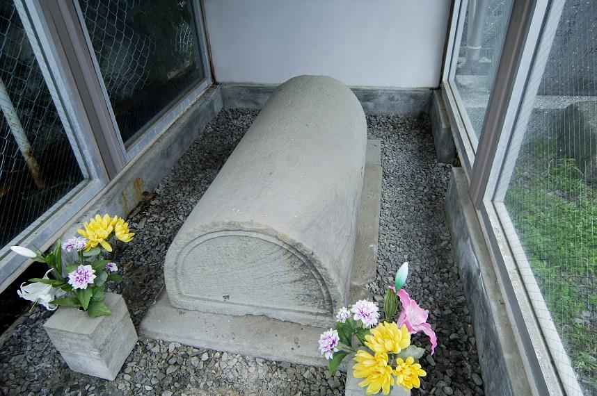 吉利支丹墓碑（キリシタン墓碑）