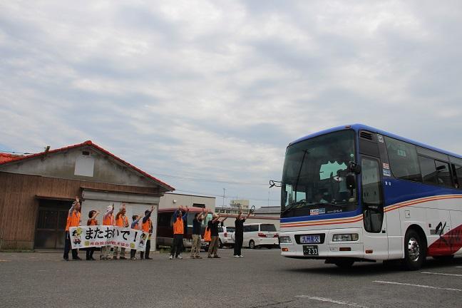 6.11　桂中学校　お見送り.jpg