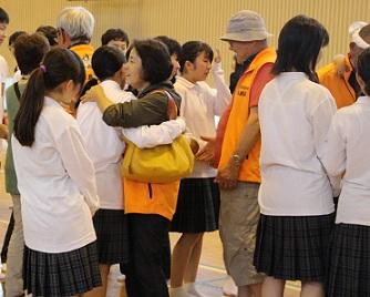 6.5 狭山中④お別れ.jpg